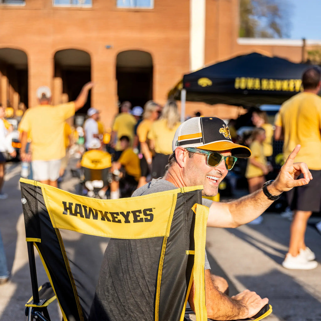 College Comfort Pro Rocker™ - Iowa Hawkeyes | Reserve DQ01
